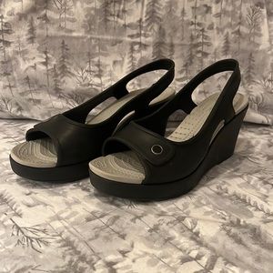 CROCS wedge sandals